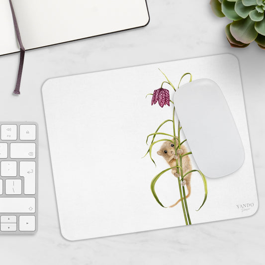 Mousepad – Haselmaus und Schachbrettblume