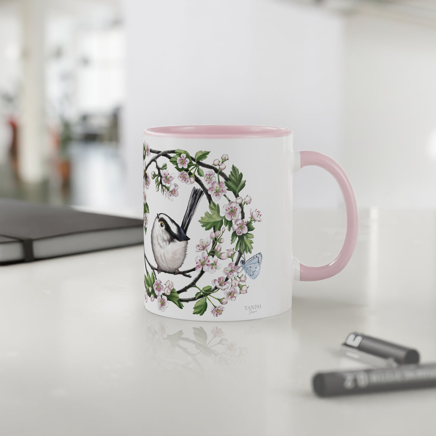 Tasse mit Schwanzmeisen-Motiv