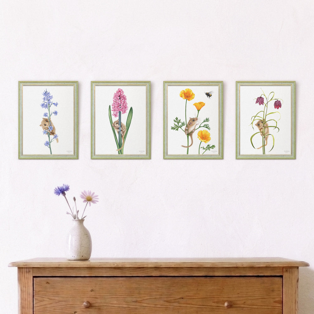 Haselmäuse und Blumen - Wandbild-Sammlung mit Holzrahmen