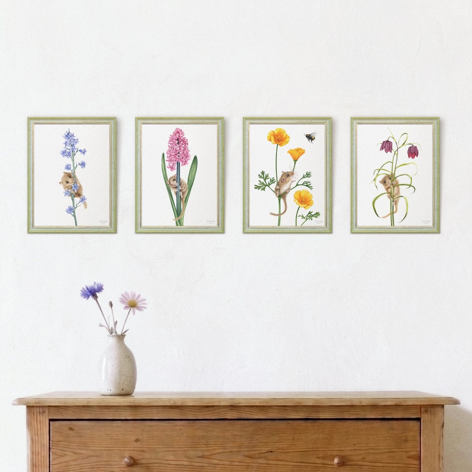 Haselmäuse und Blumen - Wandbild-Sammlung mit Holzrahmen